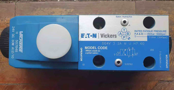 Vickers DG4V-3-2A-M-U-H7-60 Solenoid Directional Control Valve 529762